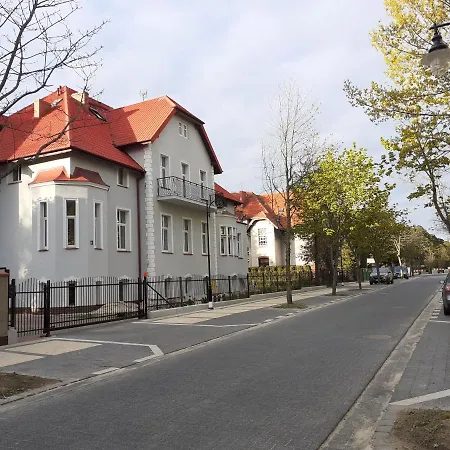 Kaszubska 3*