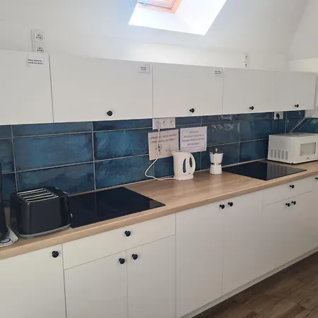 Kaszubska 3* أوستكا