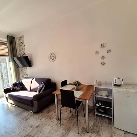 Guest house Kaszubska 3*